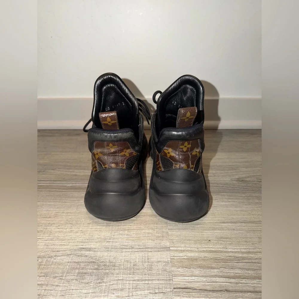 Louis Vuitton, black and brown archlight sneaker - Picture 5 of 12